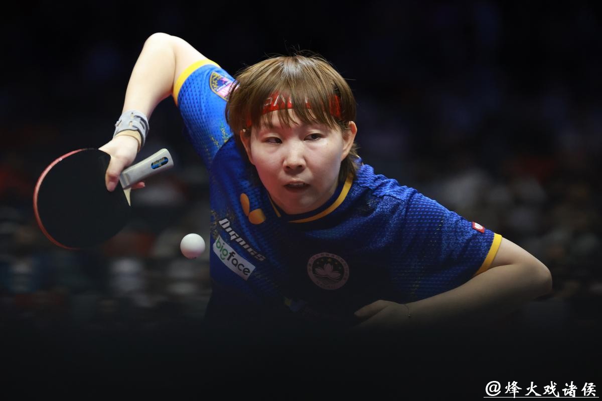 陈梦4-1战胜朱雨玲 夺得全运会乒乓球女单铜牌