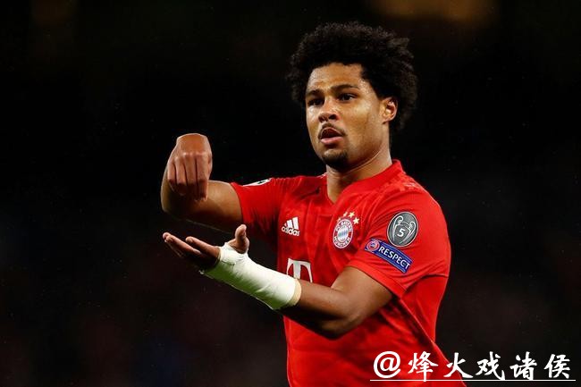 欧冠-格纳布里大四喜莱万双响 拜仁7-2狂胜热刺